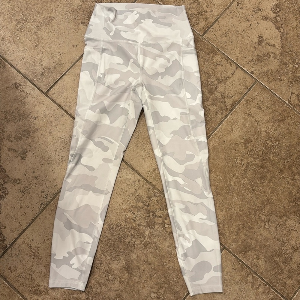 Workout pants